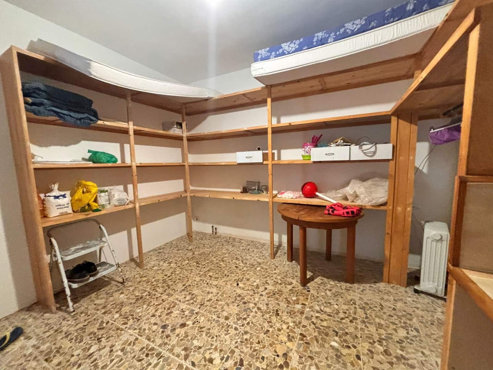 6 bedroom Villa for sale in Alfaz del Pi / L'Alfas del Pi with pool - € 525,000 (Ref: 8445850)