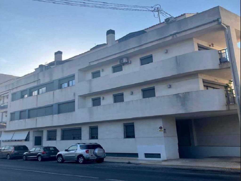 7 slaapkamer Flat te koop in Altea met garage - € 456.000 (Ref: 8529716)