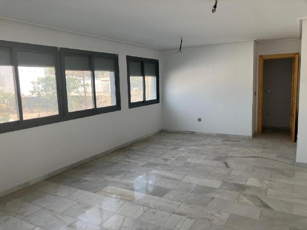 7 slaapkamer Flat te koop in Altea met garage - € 456.000 (Ref: 8529716)