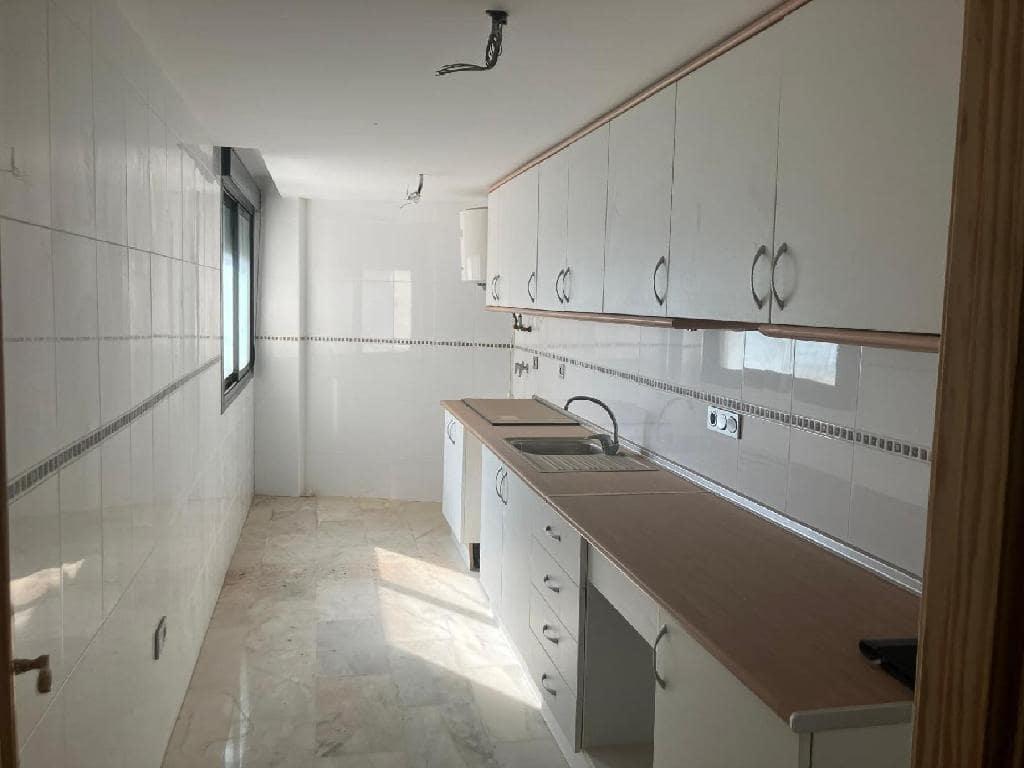 7 slaapkamer Flat te koop in Altea met garage - € 456.000 (Ref: 8529716)