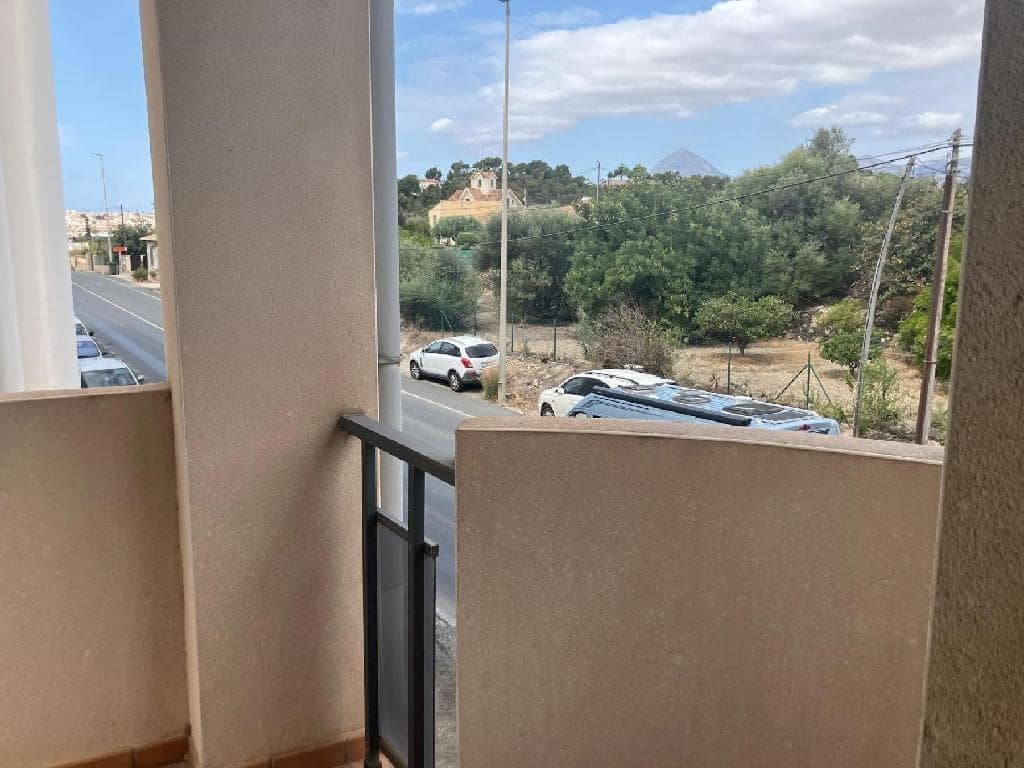 7 slaapkamer Flat te koop in Altea met garage - € 456.000 (Ref: 8529716)