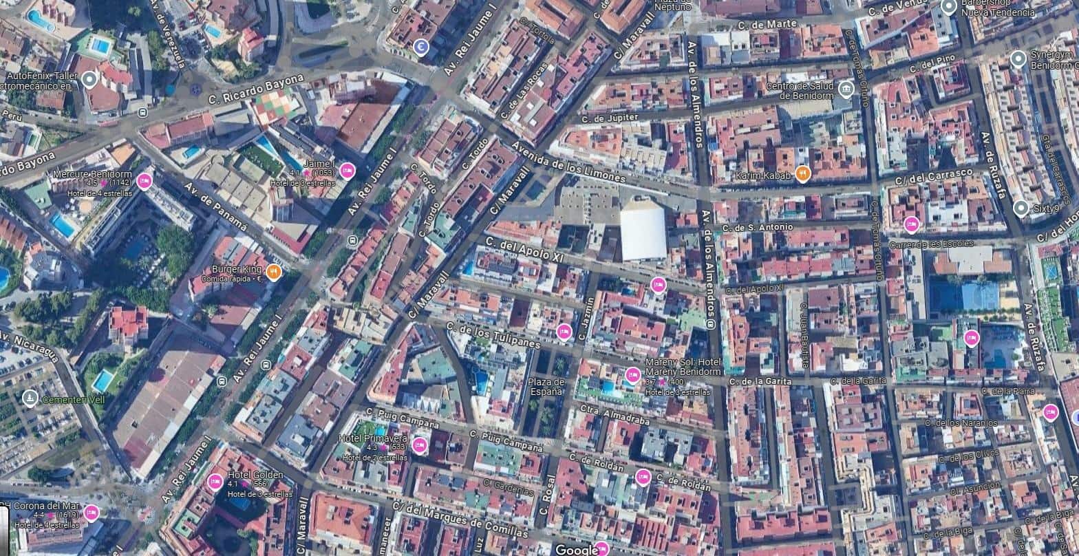 66 soverom Hotell til salgs i Benidorm med svømmebasseng - € 8 000 000 (Ref: 8590925)