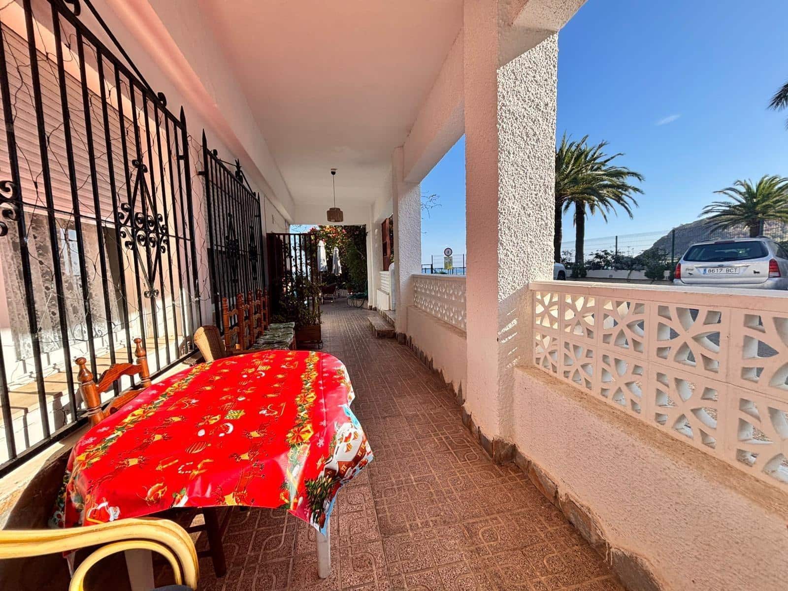 5 bedroom Villa for sale in Alfaz del Pi / L'Alfas del Pi with garage - € 1,000,000 (Ref: 8680285)