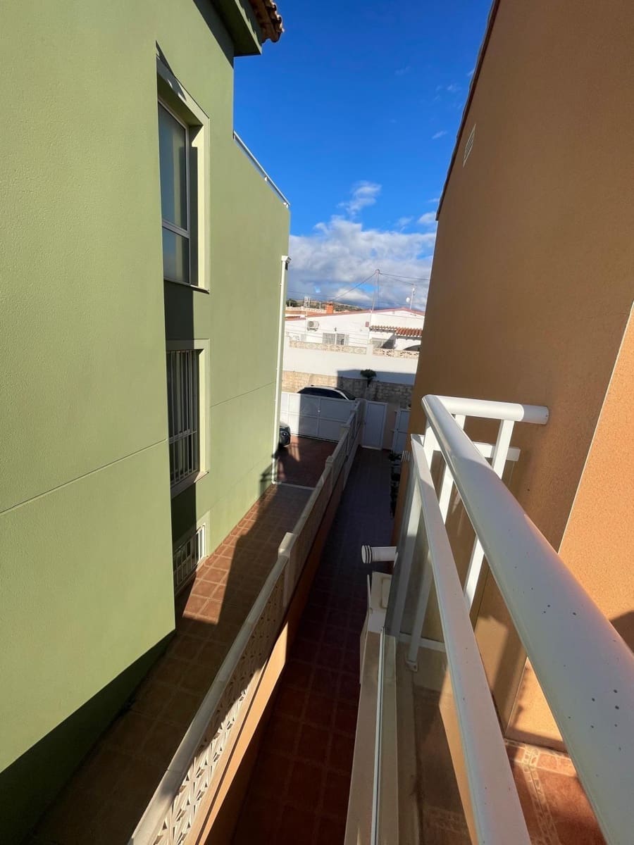 4 slaapkamer Villa te koop in Alfaz del Pi / L'Alfas del Pi met garage - € 385.500 (Ref: 8694746)