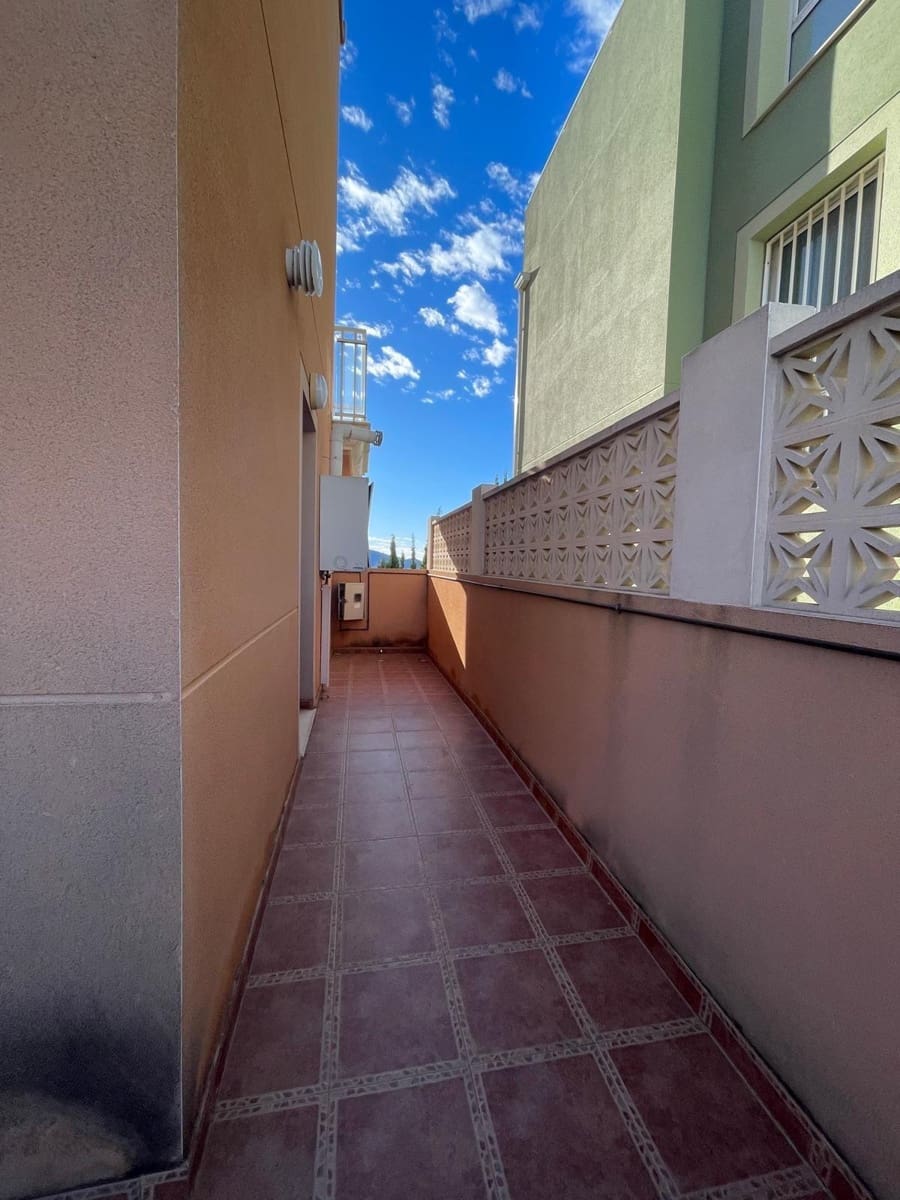 4 slaapkamer Villa te koop in Alfaz del Pi / L'Alfas del Pi met garage - € 385.500 (Ref: 8694746)