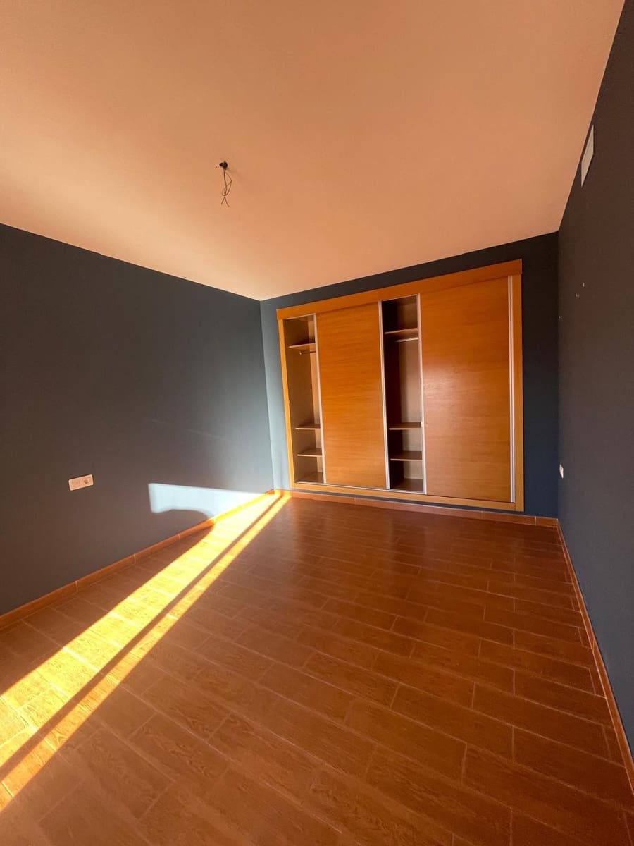 4 slaapkamer Villa te koop in Alfaz del Pi / L'Alfas del Pi met garage - € 385.500 (Ref: 8694746)