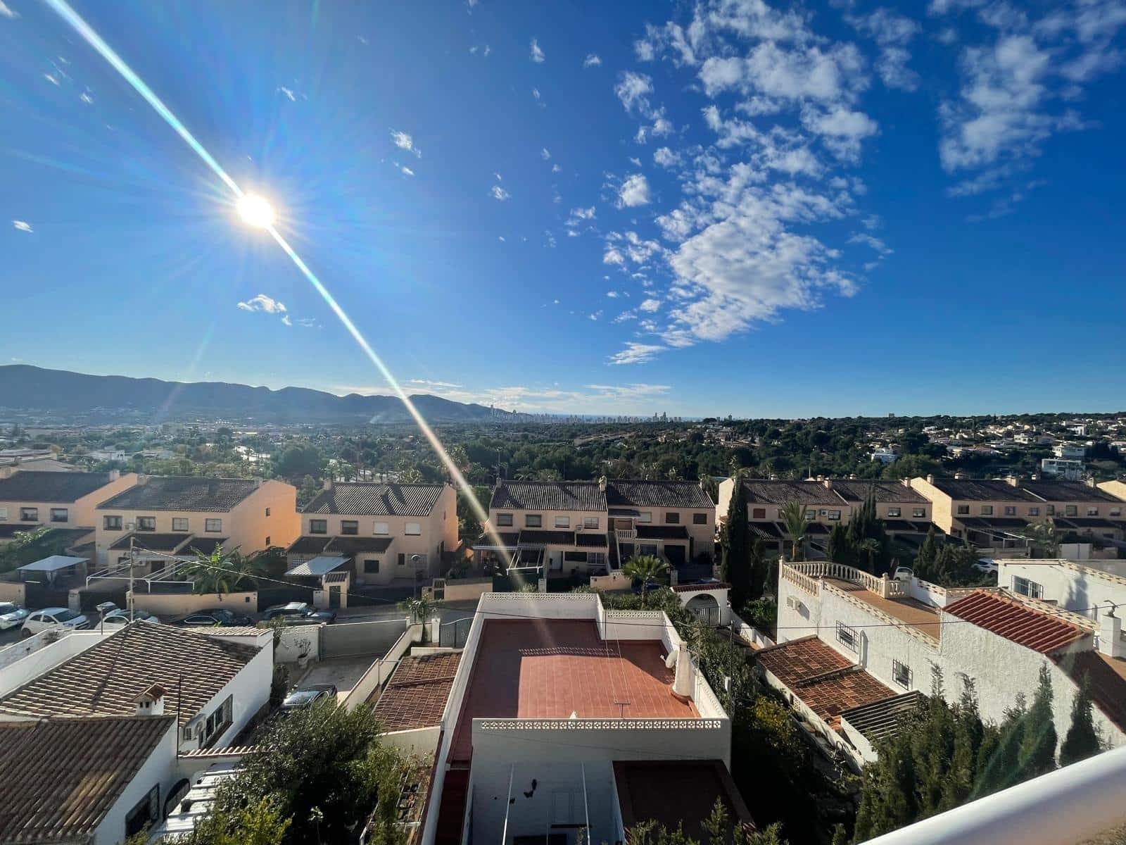 4 slaapkamer Villa te koop in Alfaz del Pi / L'Alfas del Pi met garage - € 385.500 (Ref: 8694746)