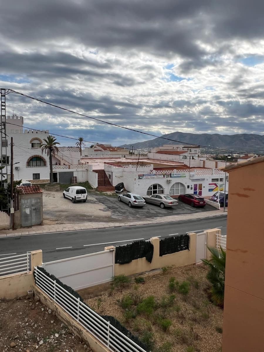 4 soverom Villa til salgs i Alfaz del Pi / L'Alfas del Pi med garasje - € 328 500 (Ref: 8696429)