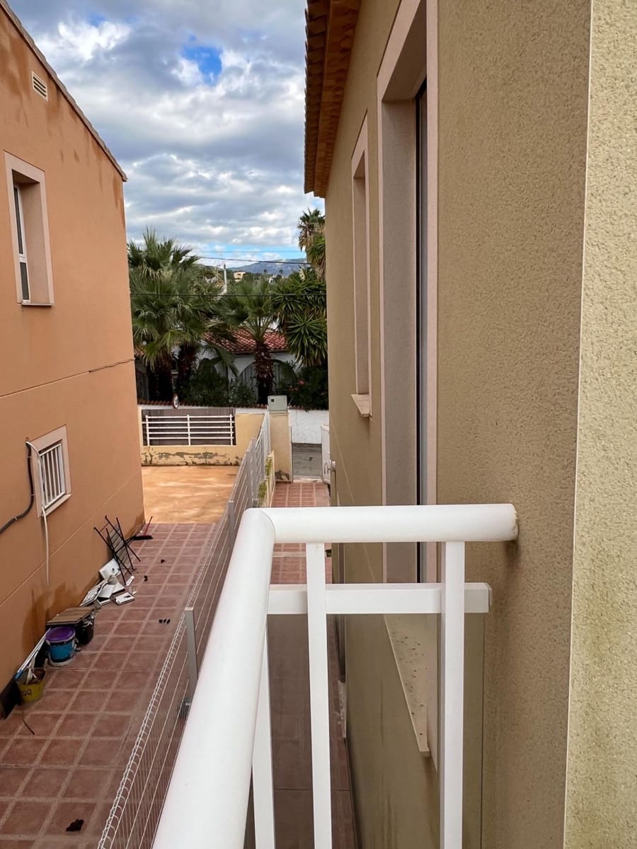 4 soverom Villa til salgs i Alfaz del Pi / L'Alfas del Pi med garasje - € 328 500 (Ref: 8696429)