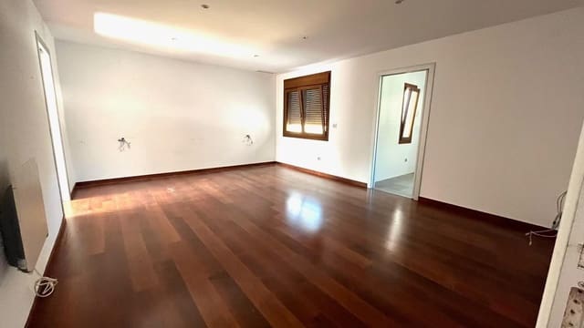 4 sypialnia Willa na sprzedaż w Coloma  , La Nucia z basenem garażem - 950 000 € (Ref: 8741678)