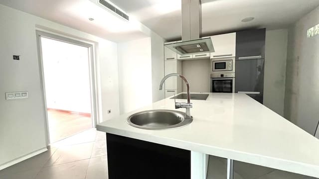 4 sypialnia Willa na sprzedaż w Coloma  , La Nucia z basenem garażem - 950 000 € (Ref: 8741678)