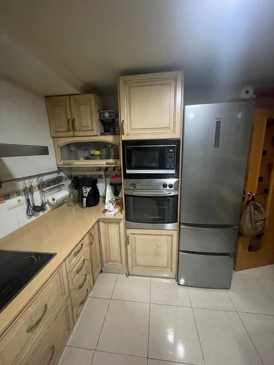 3 bedroom Flat for sale in La Villajoyosa / Vila Joiosa - € 160,000 (Ref: 8802185)