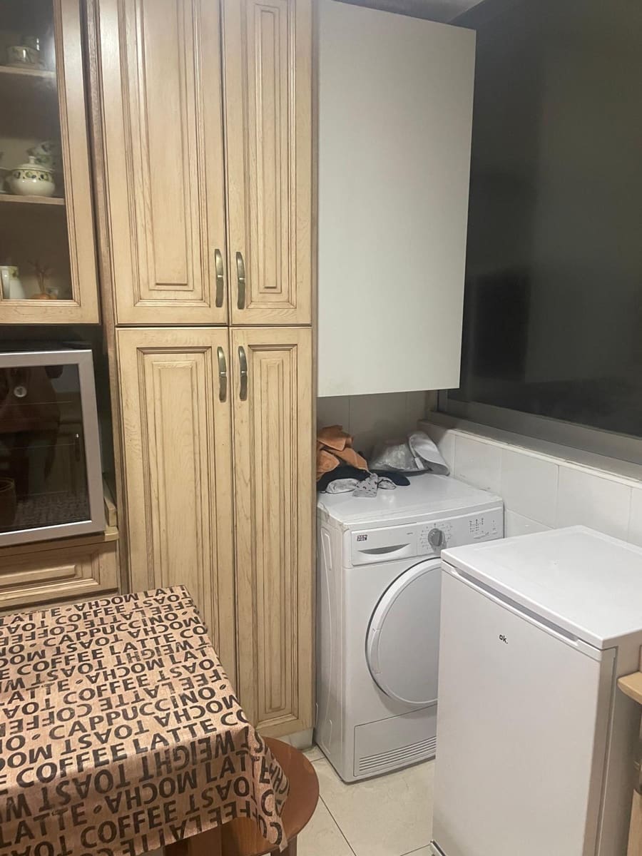 3 bedroom Flat for sale in La Villajoyosa / Vila Joiosa - € 160,000 (Ref: 8802185)