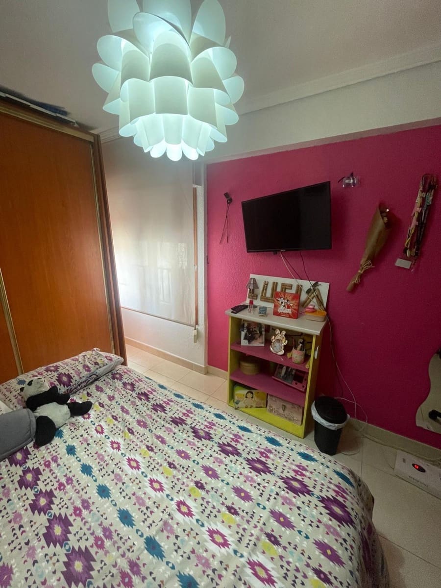 3 bedroom Flat for sale in La Villajoyosa / Vila Joiosa - € 160,000 (Ref: 8802185)