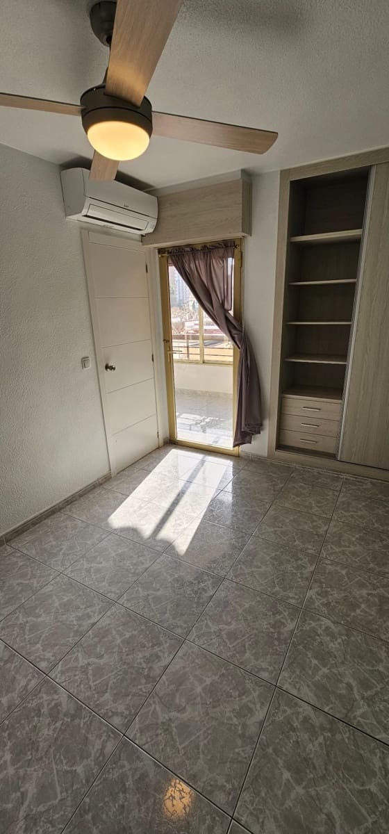 2 slaapkamer Appartement te koop in Benidorm met zwembad - € 288.400 (Ref: 8818100)