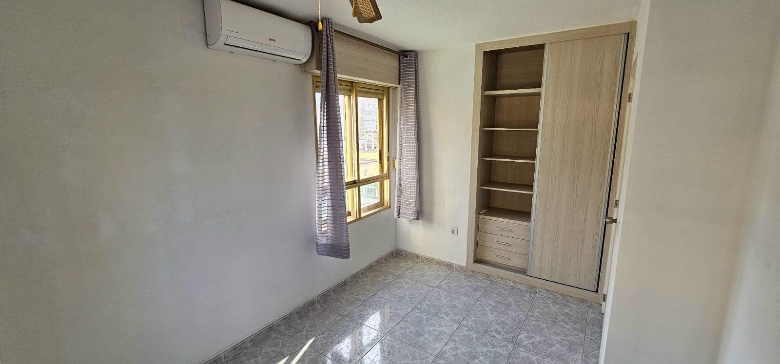 2 slaapkamer Appartement te koop in Benidorm met zwembad - € 288.400 (Ref: 8818100)