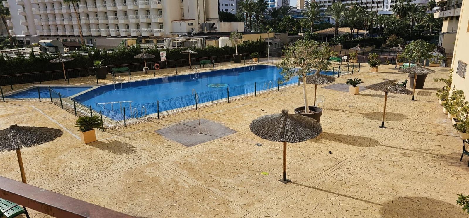 2 slaapkamer Appartement te koop in Benidorm met zwembad - € 288.400 (Ref: 8818100)
