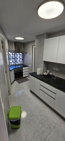 3 sovrum Lägenhet till salu i Benidorm med pool - 499 500 € (Ref: 8825205)