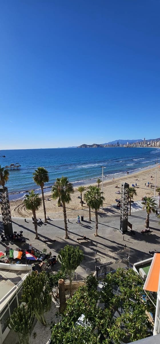 3 sovrum Lägenhet till salu i Benidorm med pool - 499 500 € (Ref: 8825205)
