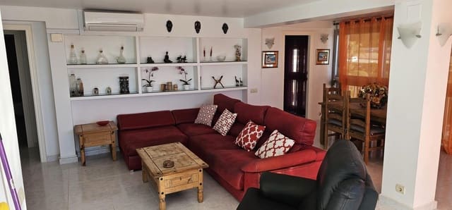 3 sovrum Lägenhet till salu i Benidorm med pool - 499 500 € (Ref: 8825205)