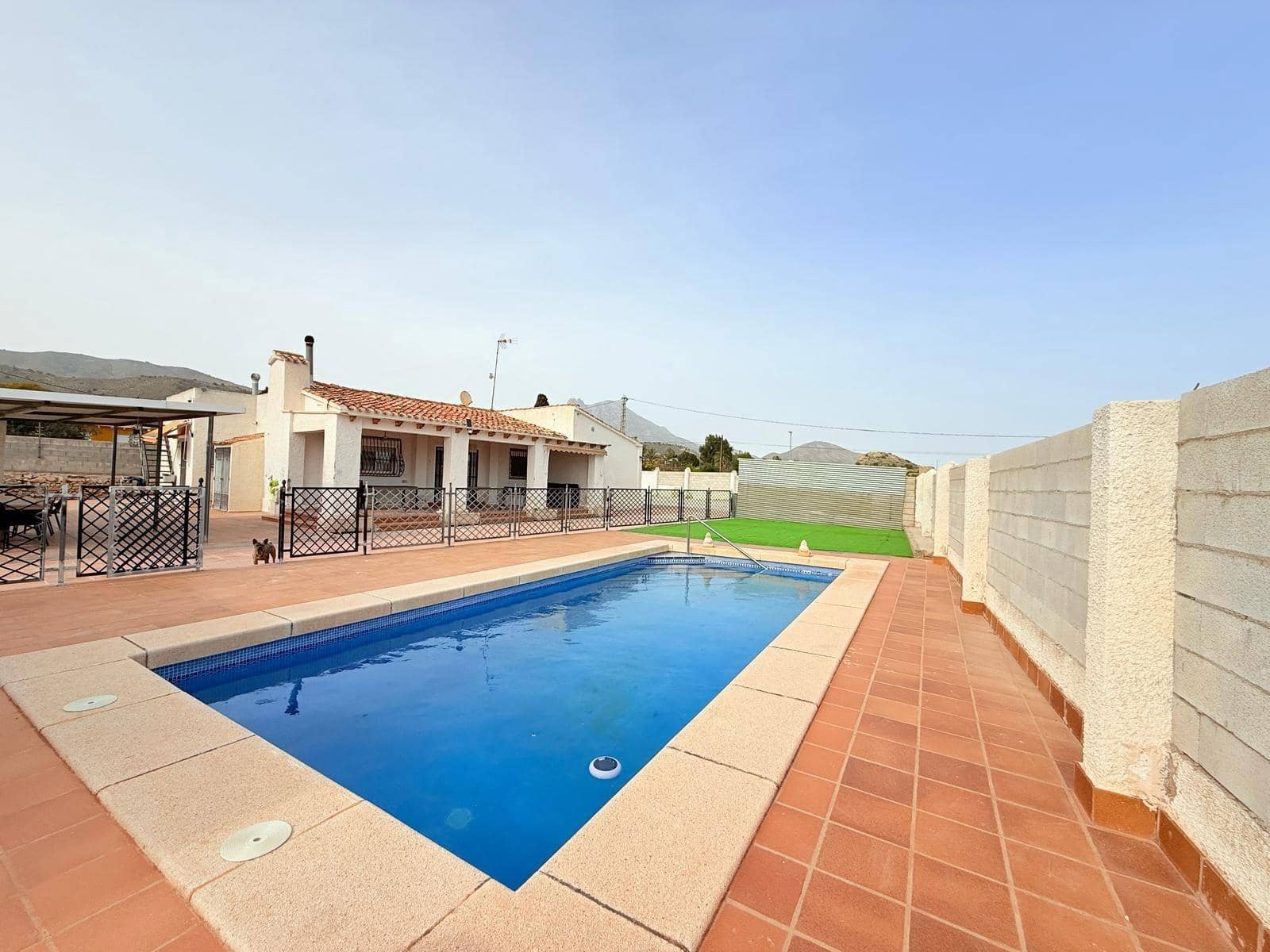 4 soveværelse Villa til salg i La Villajoyosa / Vila Joiosa med swimmingpool garage - € 425.000 (Ref: 8936962)