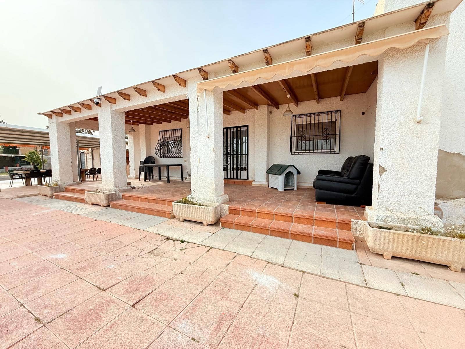 4 soveværelse Villa til salg i La Villajoyosa / Vila Joiosa med swimmingpool garage - € 425.000 (Ref: 8936962)
