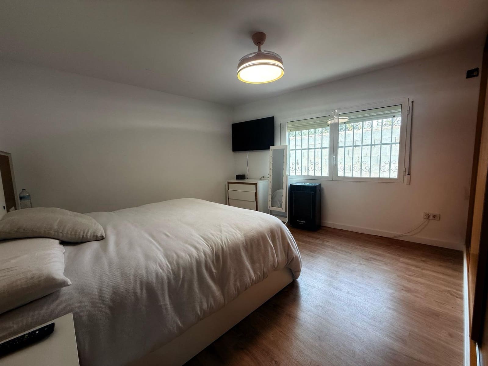 4 soveværelse Villa til salg i La Villajoyosa / Vila Joiosa med swimmingpool garage - € 425.000 (Ref: 8936962)