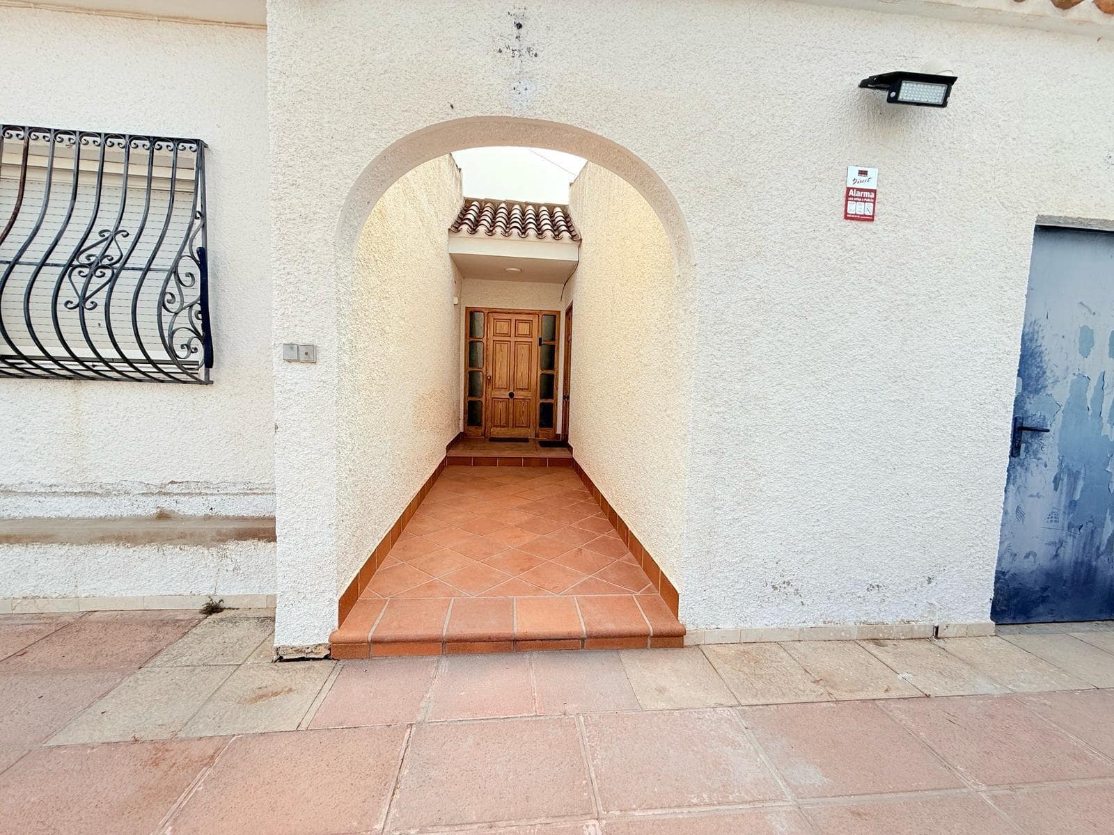 4 soveværelse Villa til salg i La Villajoyosa / Vila Joiosa med swimmingpool garage - € 425.000 (Ref: 8936962)