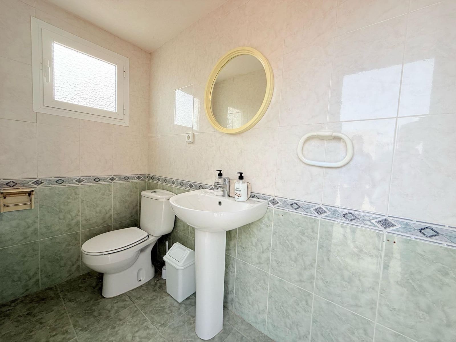 4 soveværelse Villa til salg i La Villajoyosa / Vila Joiosa med swimmingpool garage - € 425.000 (Ref: 8936962)