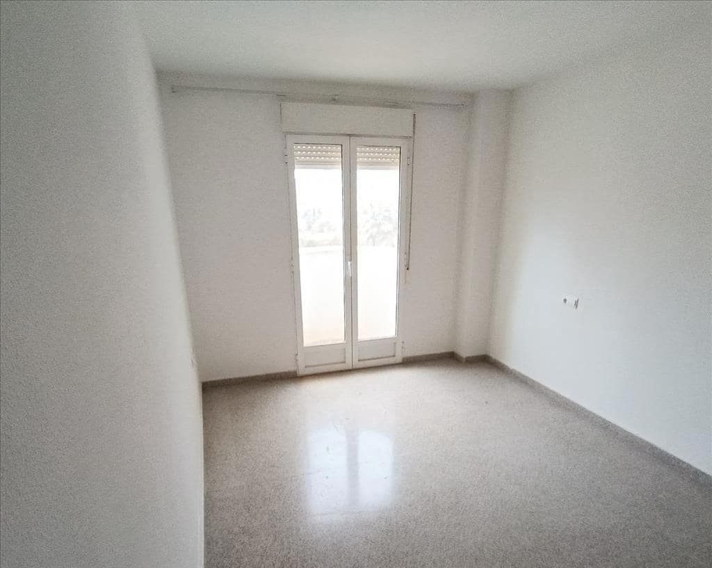 3 bedroom Flat for sale in Benidorm with pool - € 355,000 (Ref: 9065325)