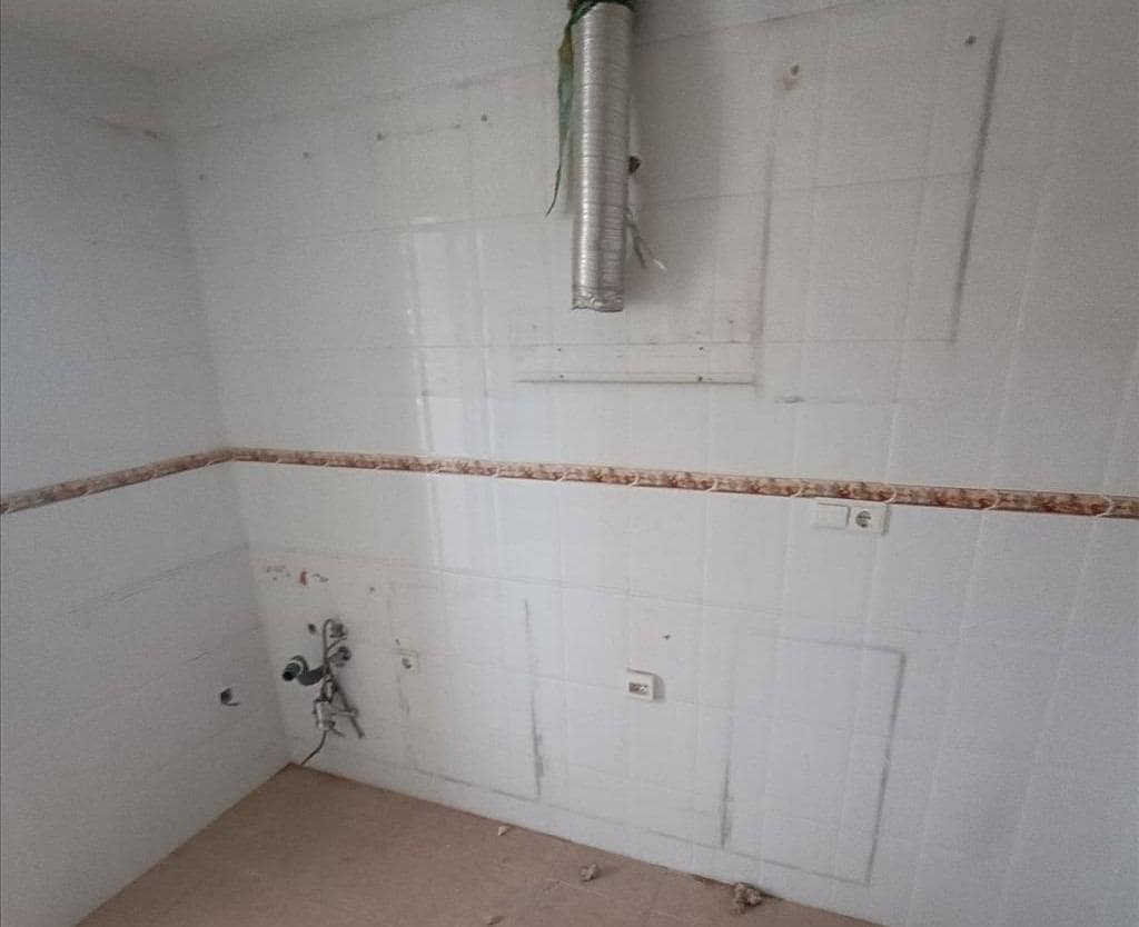 3 bedroom Flat for sale in Benidorm with pool - € 355,000 (Ref: 9065325)