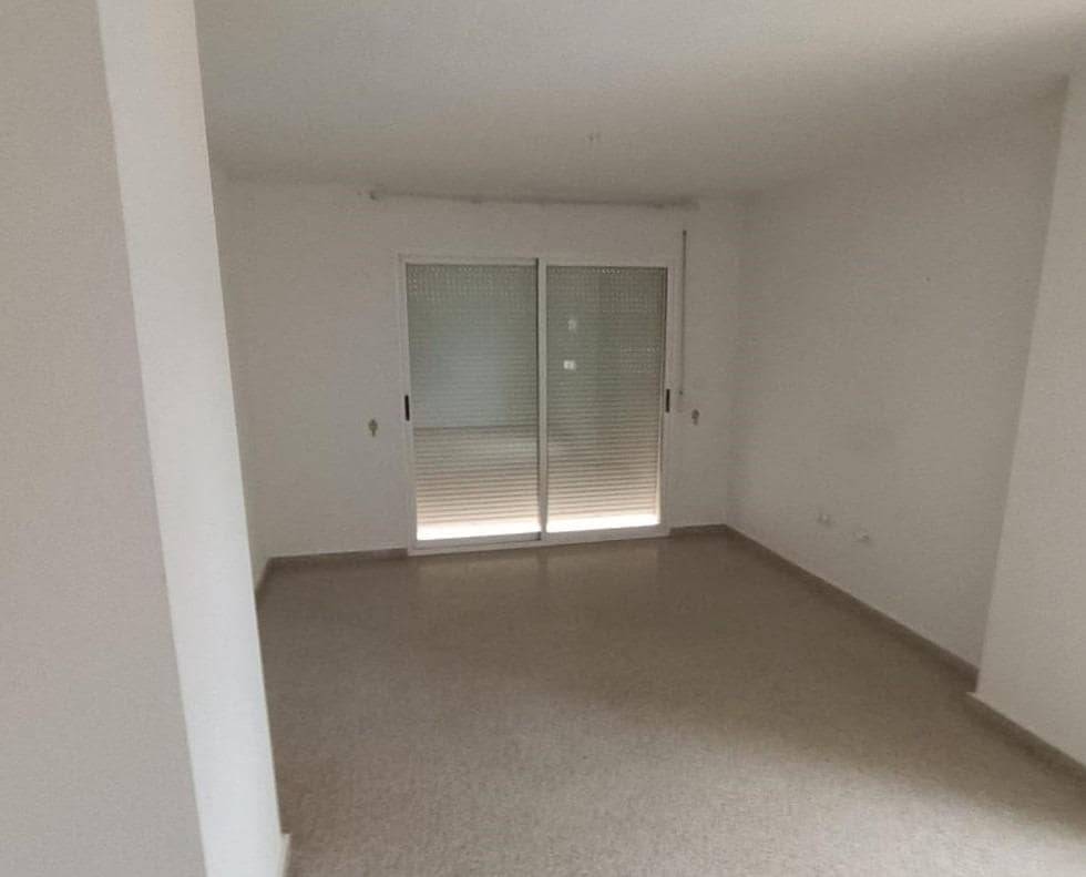 3 bedroom Flat for sale in Benidorm with pool - € 355,000 (Ref: 9065325)