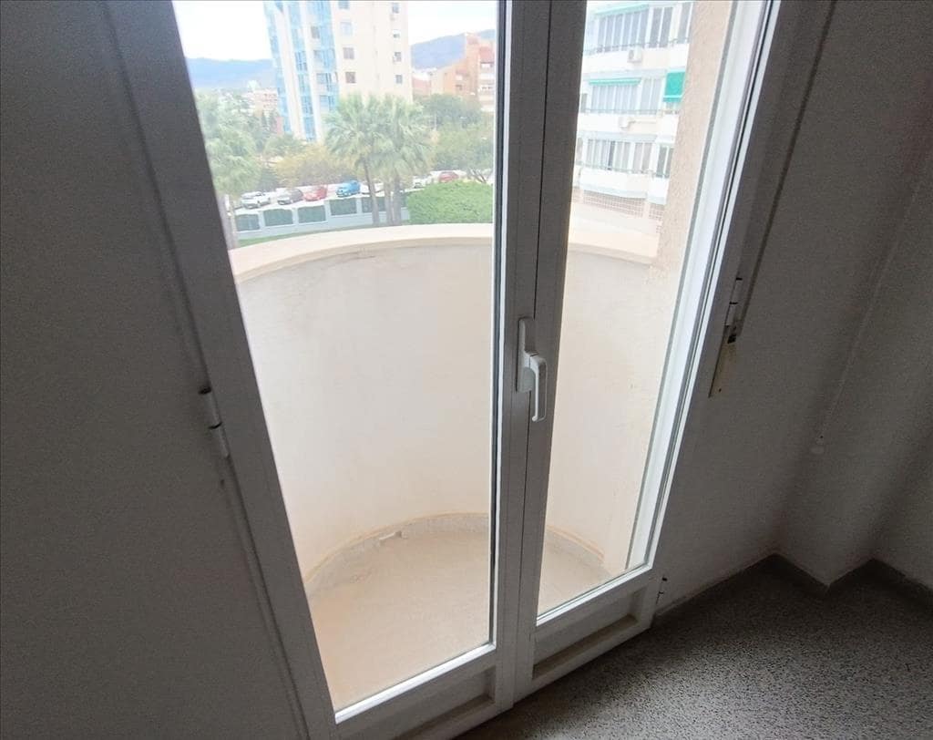 3 bedroom Flat for sale in Benidorm with pool - € 355,000 (Ref: 9065325)