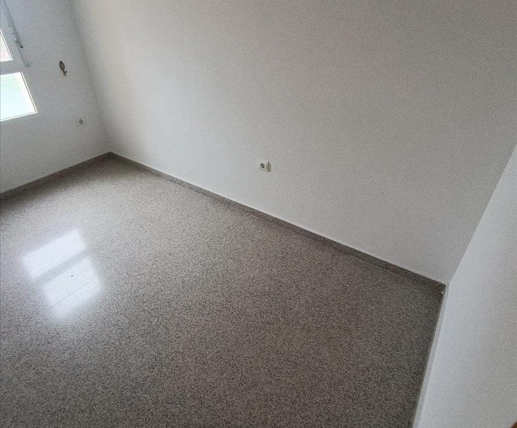 3 bedroom Flat for sale in Benidorm with pool - € 355,000 (Ref: 9065325)