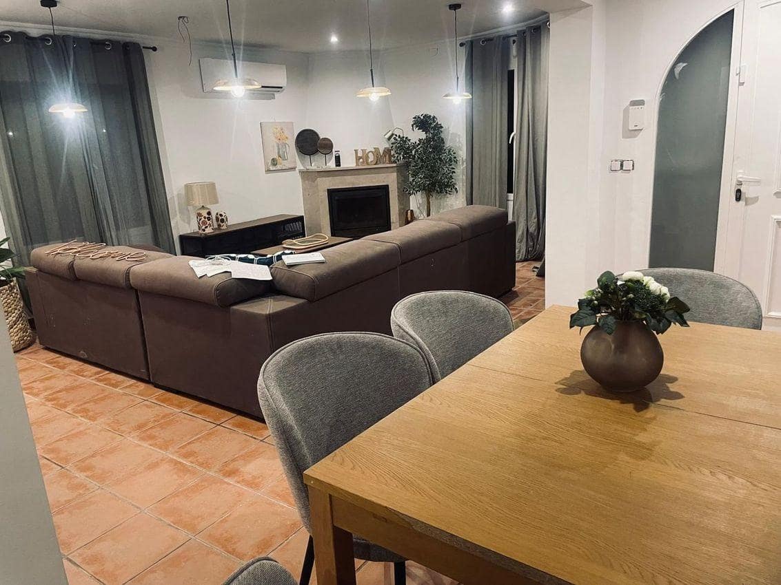 5 bedroom Villa for rent in Calpe / Calp - € 3,100 (Ref: 9162386)