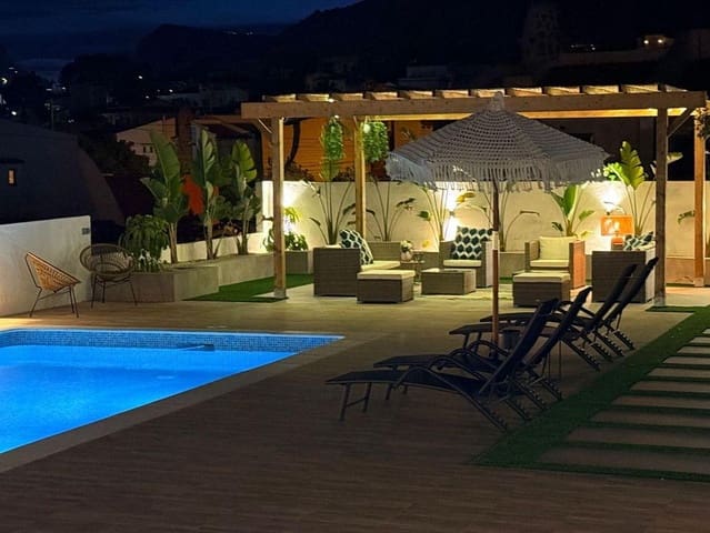 5 makuuhuone Huvila vuokrattavana paikassa Calpe / Calp - 3 100 € (Ref: 9162386)