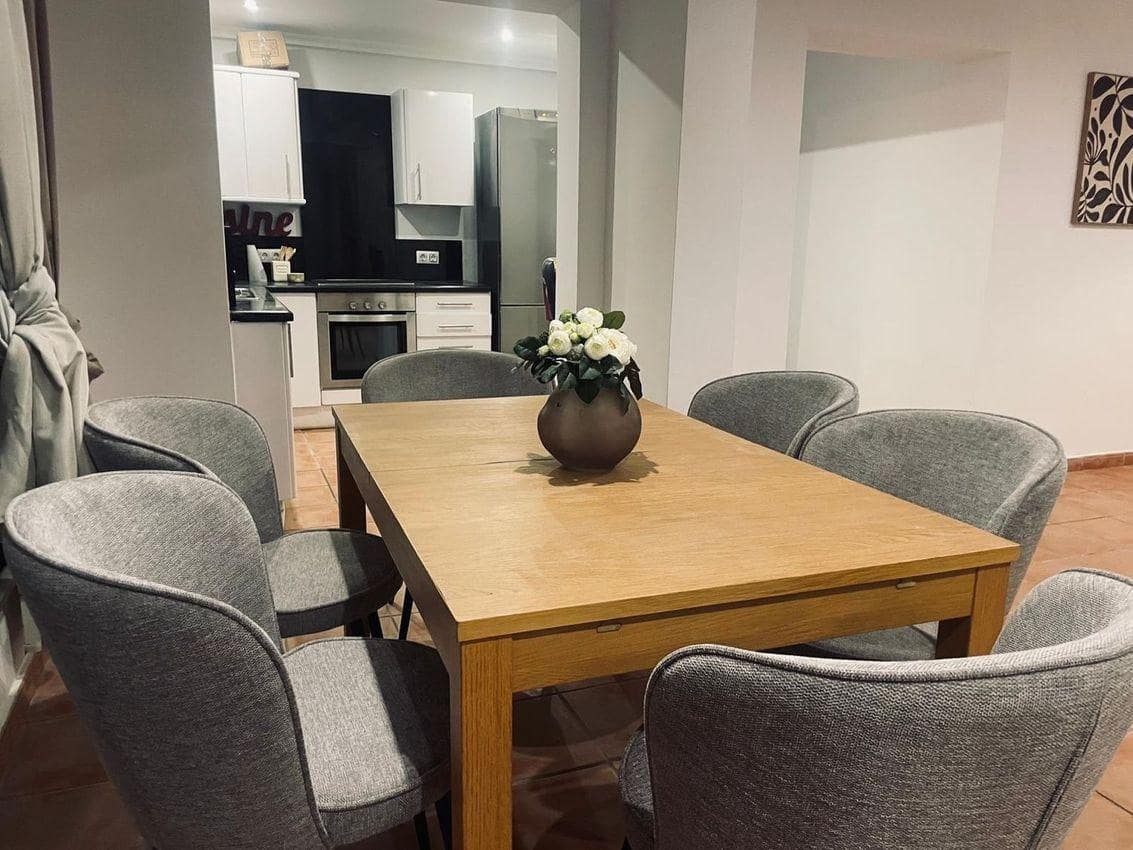 5 bedroom Villa for rent in Calpe / Calp - € 3,100 (Ref: 9162386)