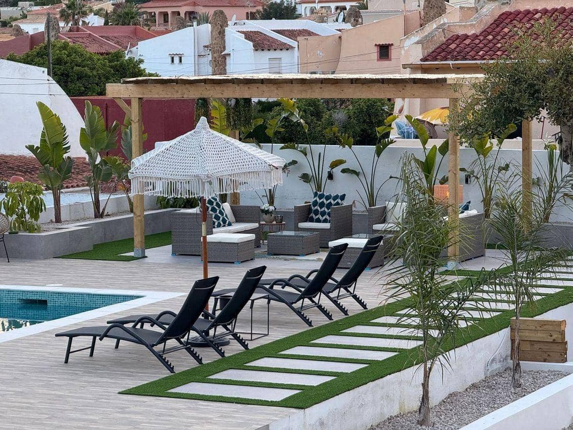 5 bedroom Villa for rent in Calpe / Calp - € 3,100 (Ref: 9162386)