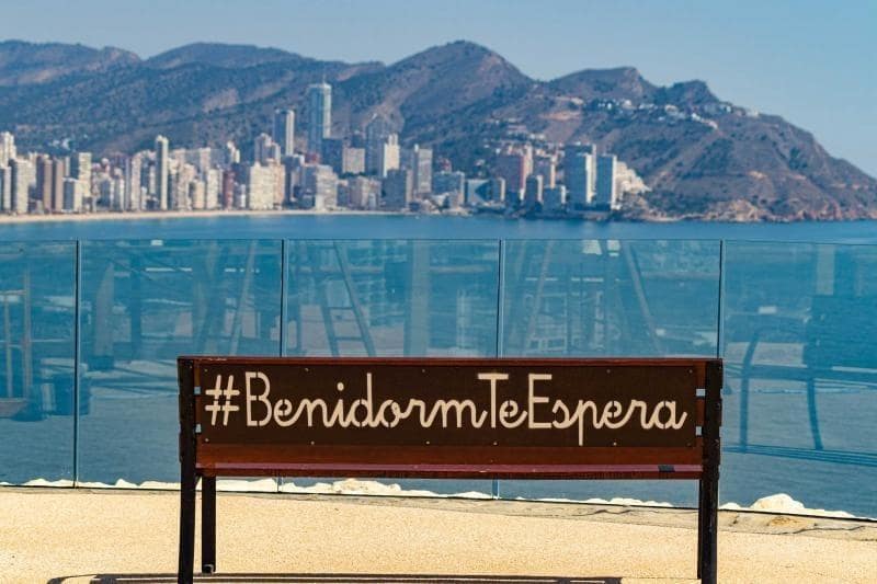 Erhverv til salg i Benidorm - € 3.150.000 (Ref: 9165176)