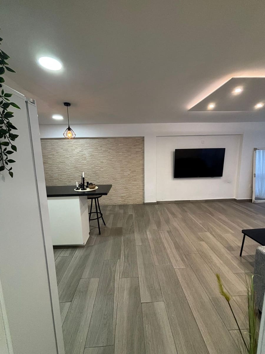 3 sypialnia Mieszkanie na sprzedaż w Benidorm - 240 000 € (Ref: 9291710)