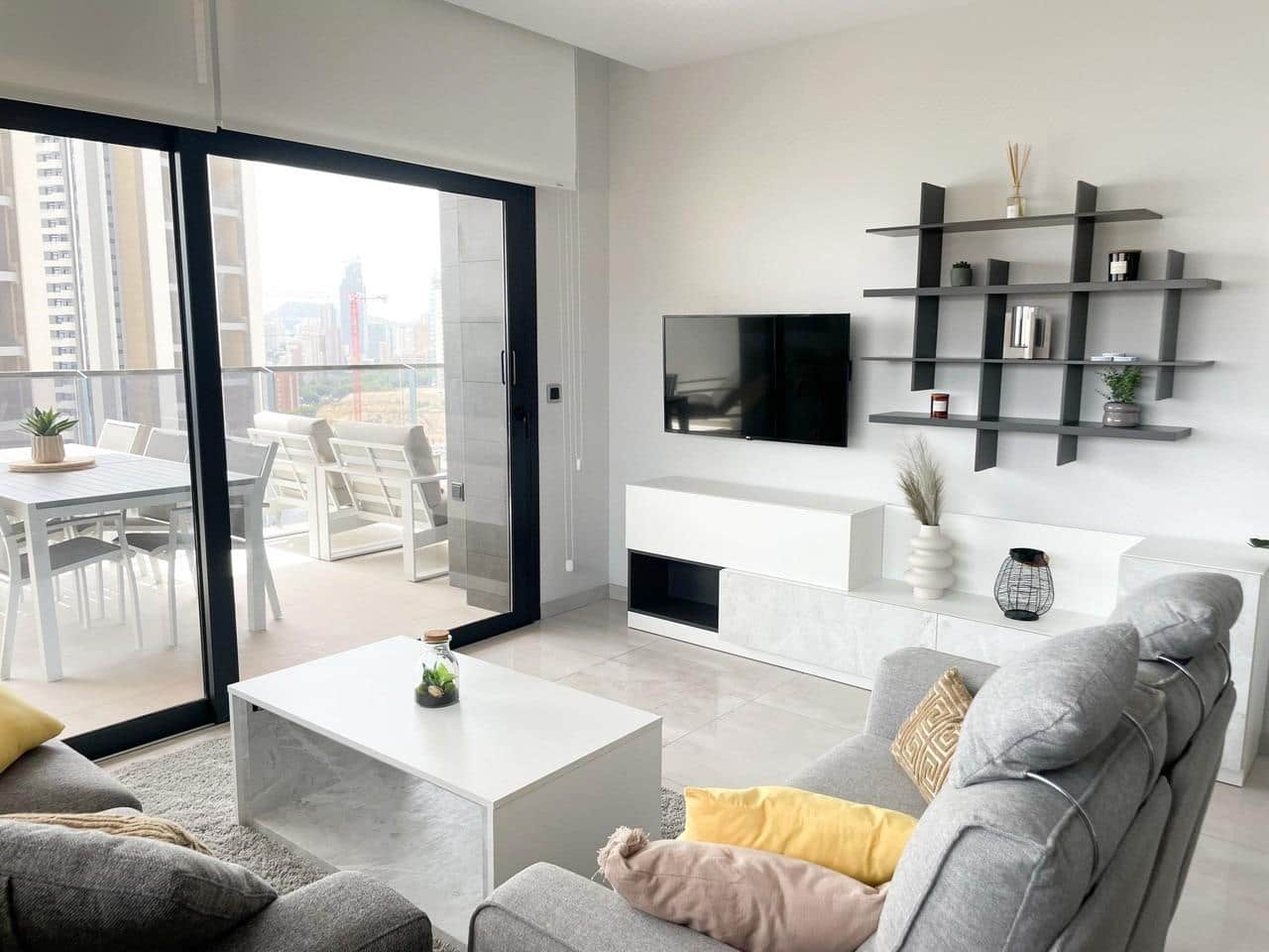 3 slaapkamer Flat te koop in Benidorm met zwembad garage - € 730.000 (Ref: 9322013)