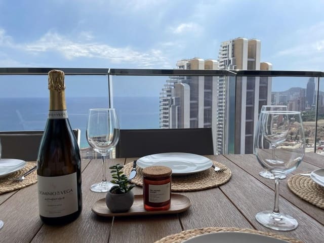 2 soverom Leilighet til salgs i Via Parque, Benidorm med svømmebasseng garasje - € 630 000 (Ref: 9322014)