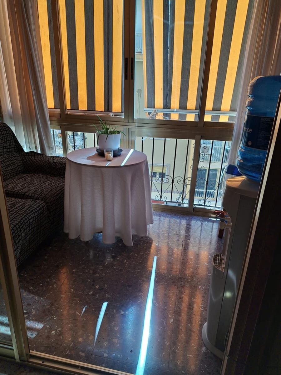 4 sypialnia Mieszkanie na sprzedaż w Benidorm - 275 000 € (Ref: 9349673)