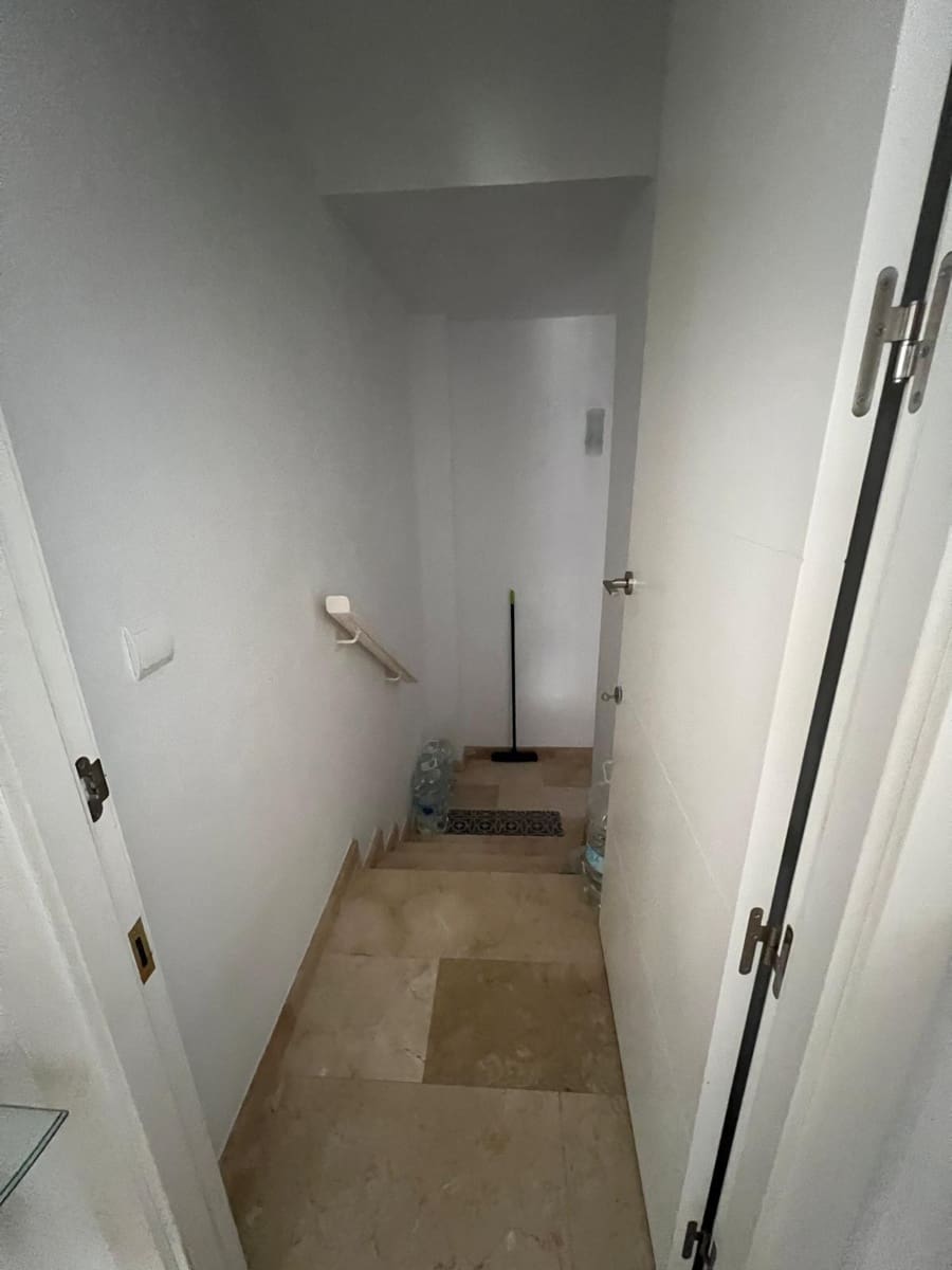 3 bedroom Villa for sale in Benidorm with pool garage - € 495,000 (Ref: 9359697)