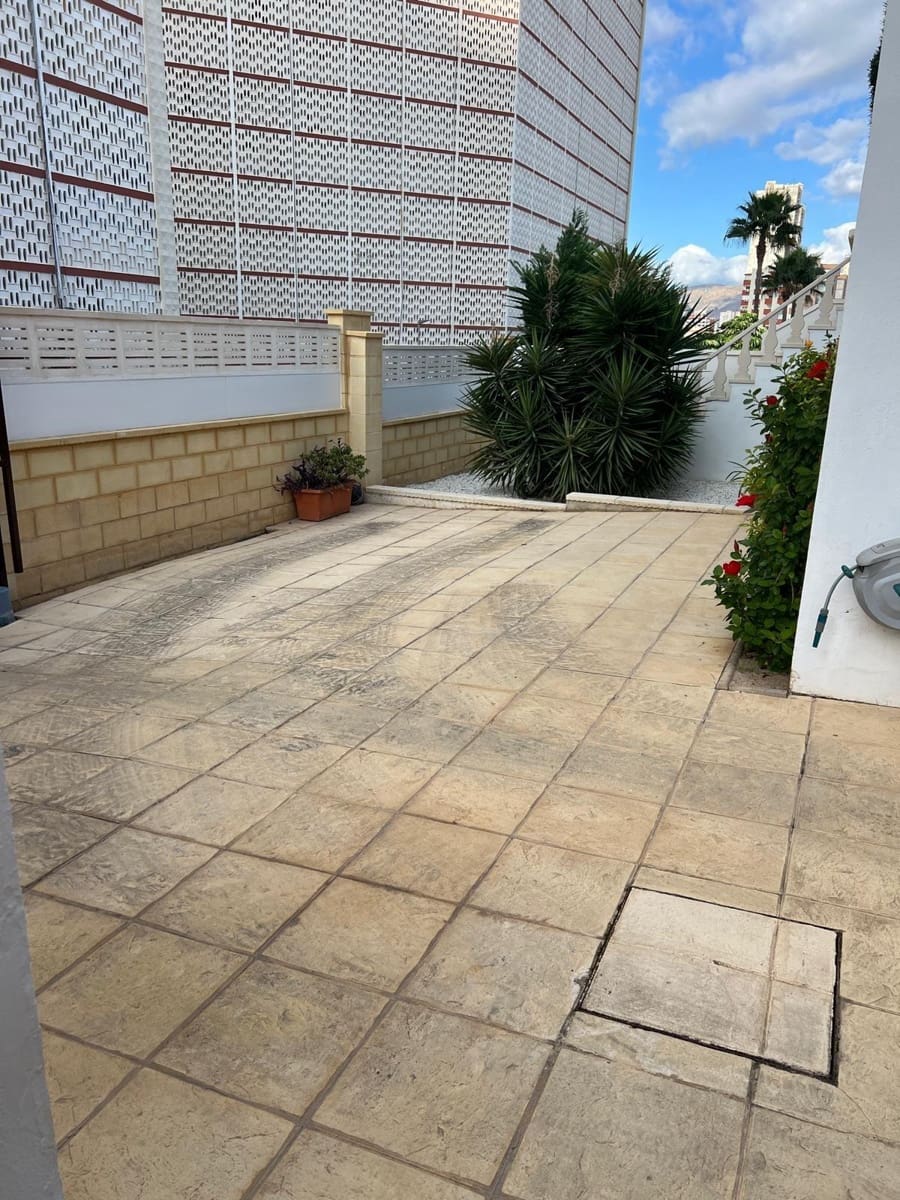 3 bedroom Villa for sale in Benidorm with pool garage - € 495,000 (Ref: 9359697)