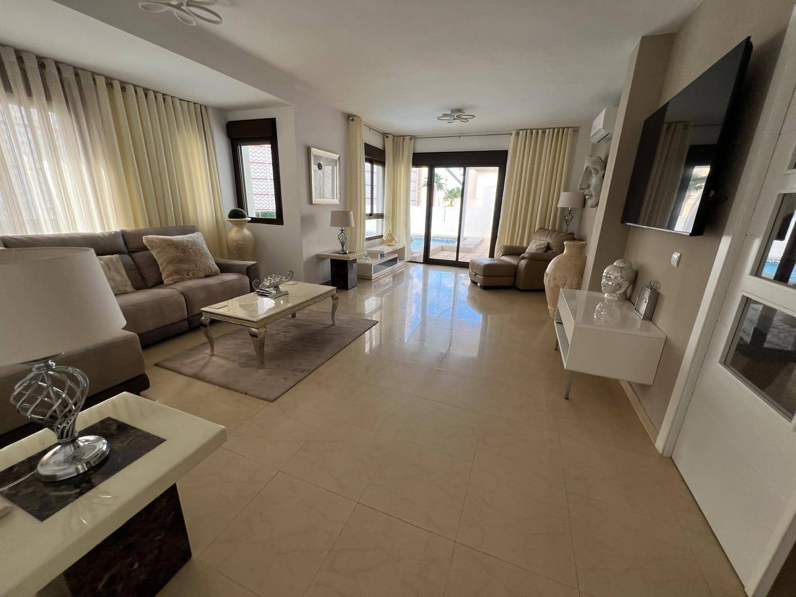 3 bedroom Villa for sale in Benidorm with pool garage - € 495,000 (Ref: 9359697)