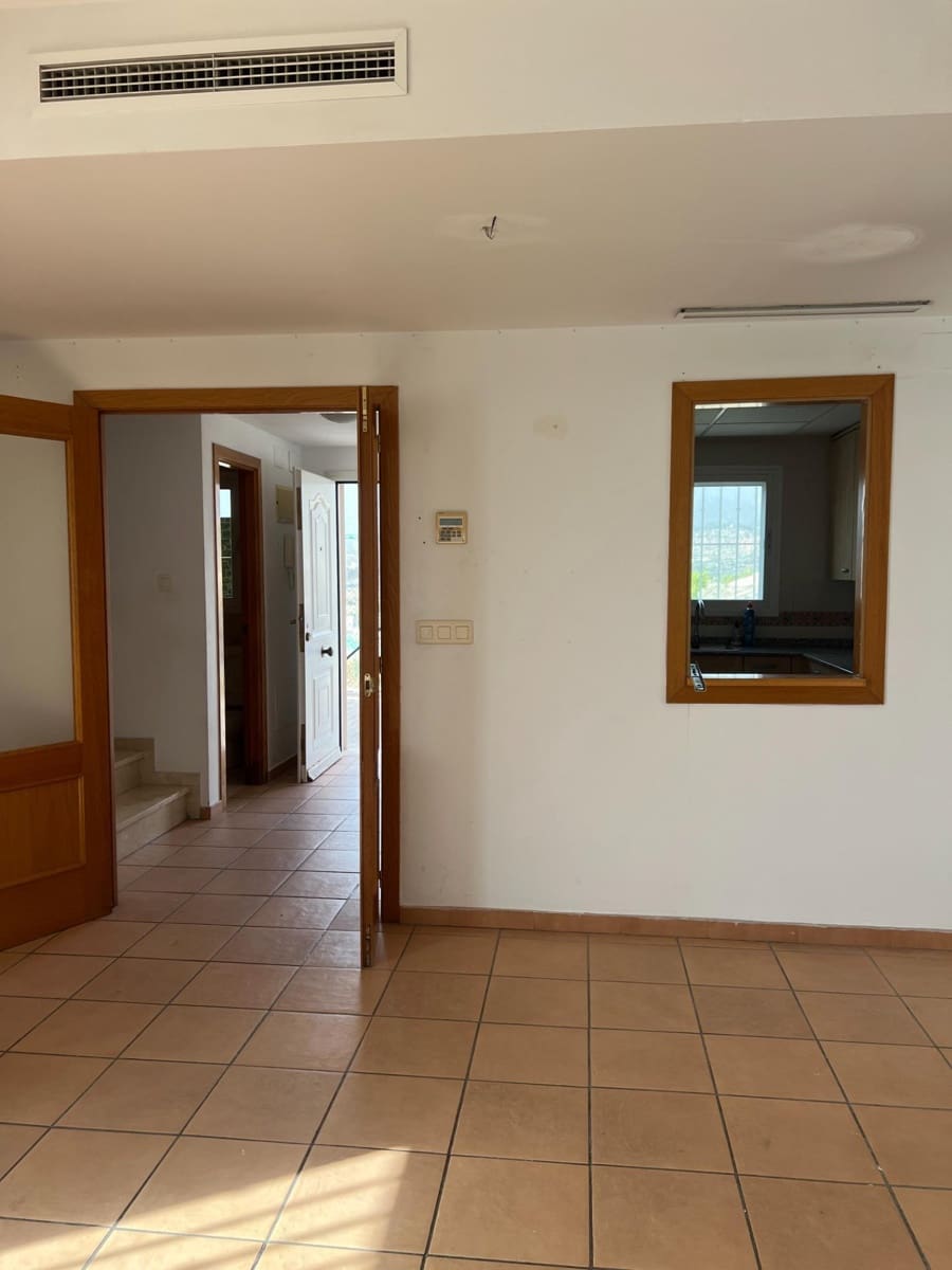 3 Zimmer Villa zu verkaufen in Finestrat mit Pool Garage - 350.000 € (Ref: 9401292)
