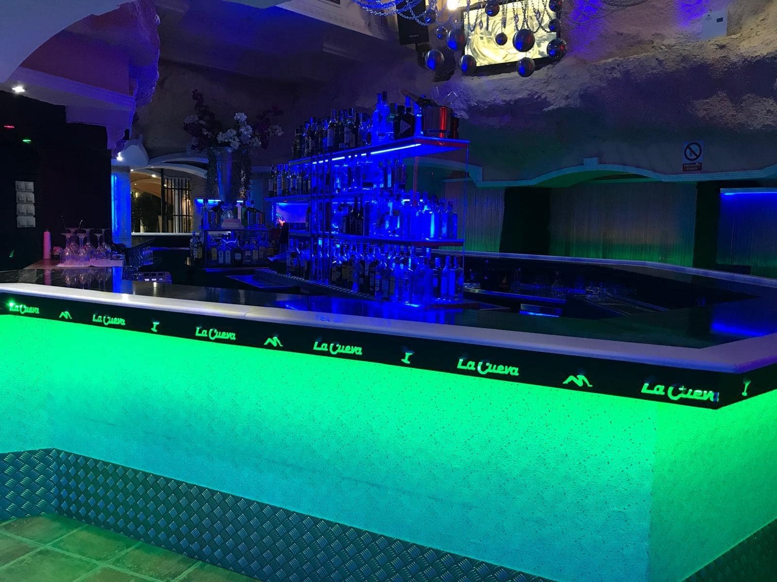 14 camera da letto Hotel in vendita in Benidorm con piscina garage - 1.800.000 € (Rif: 9406739)