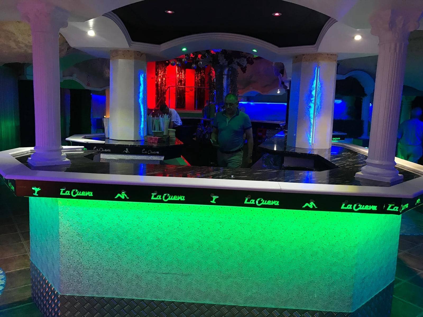 14 camera da letto Hotel in vendita in Benidorm con piscina garage - 1.800.000 € (Rif: 9406739)