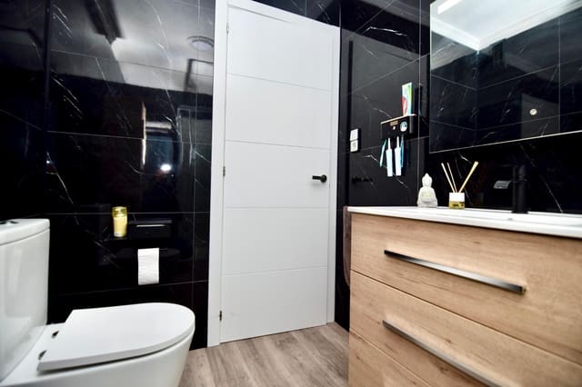 2 soverom Leilighet til salgs i Benidorm med svømmebasseng - € 169 000 (Ref: 9427348)